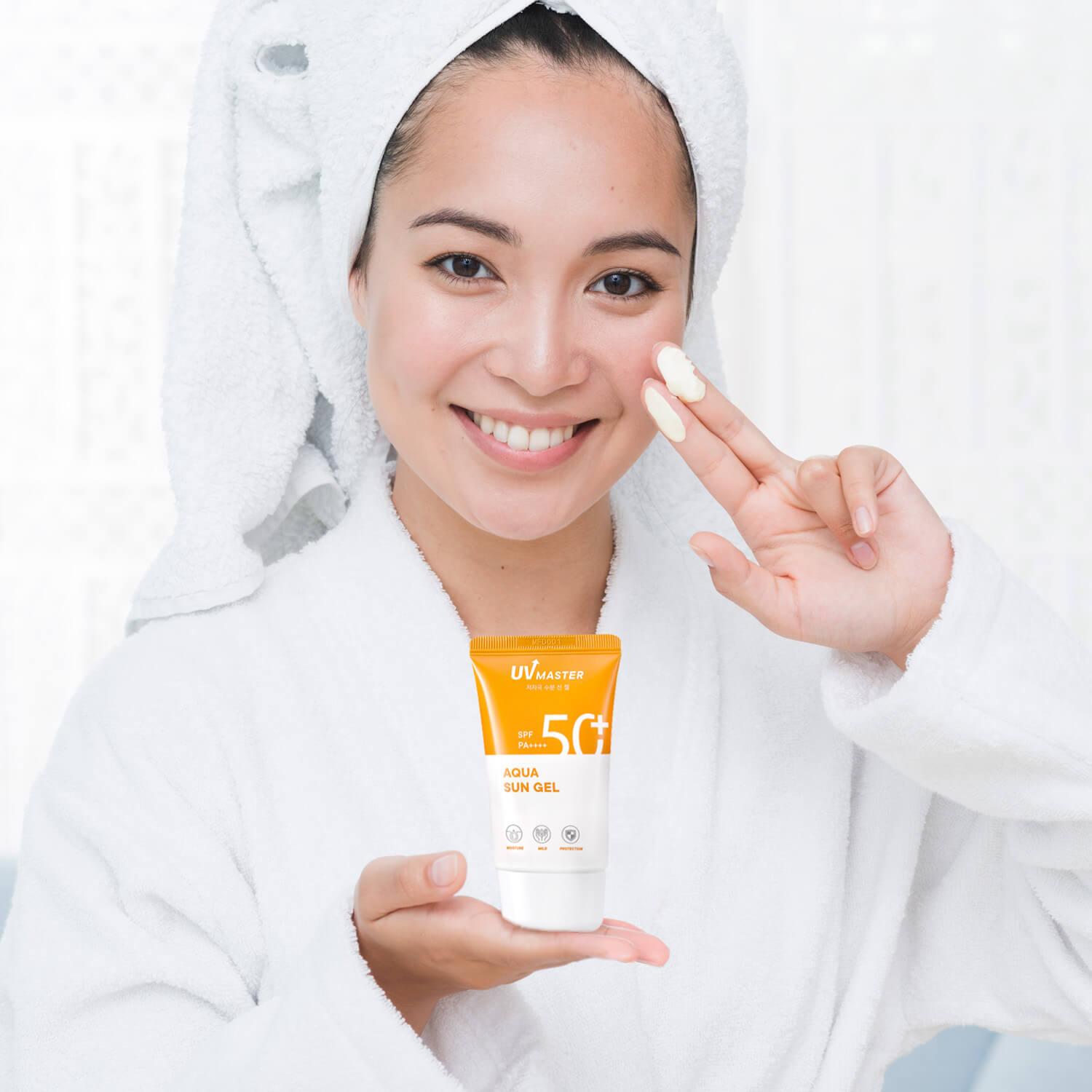 UV MASTER ACUA SUN GEL (BLOQUEADOR FACIAL EN TEXTURA FLUIDA)
